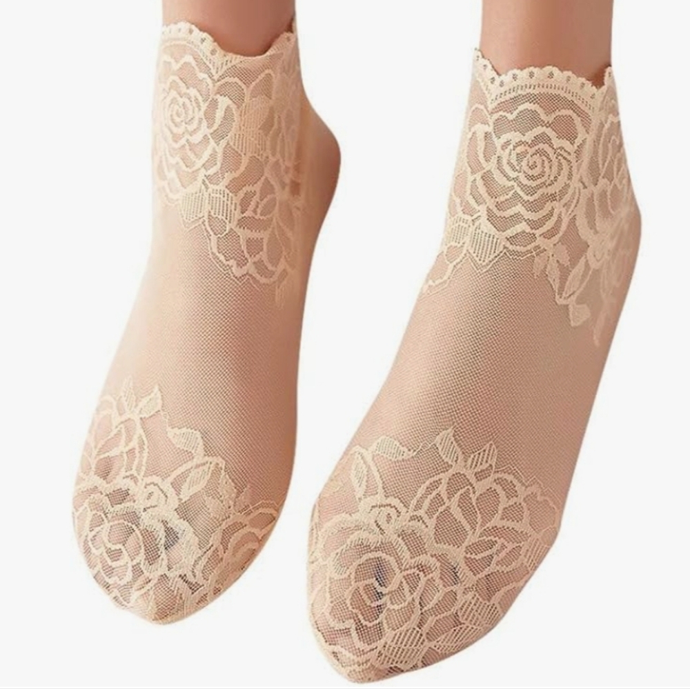 NWT Lace beige socks one size
